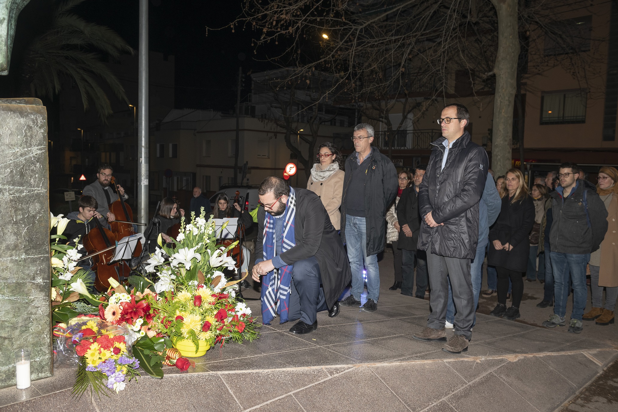 Ofrena Floral Holocaust